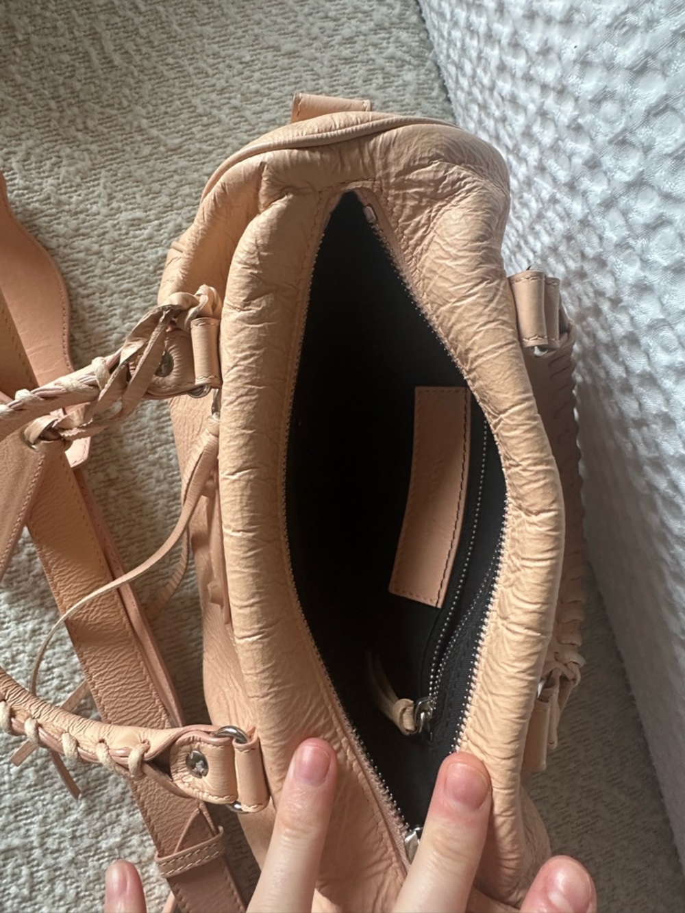 Balenciaga Small Top-Handle Satchel Bag in pale pink/beige - Picture 2 of 9